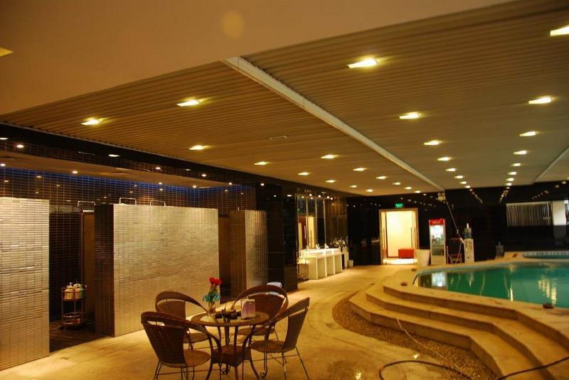 Ruiwan New Century Hotel Tianjin Exteriör bild